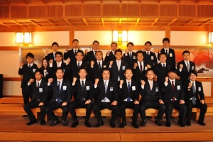 49784227_1988436574527526_4139120726877667328_n