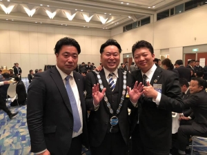 49840222_1989767321061118_8805850616673861632_n