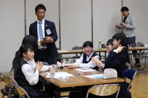 D49DFFA3-9780-47DD-B2DC-C2546EA49349