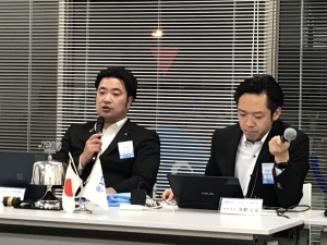 D30C2319-DA2B-4E93-8894-C8324BF2553A