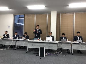 1D5F3985-FDE1-490E-A3CD-751E966F8DAB