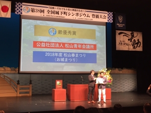 E675F9B4-5343-4E5A-A19C-384DA0CAAFD6